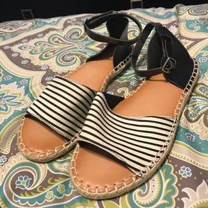 Old navy sandals